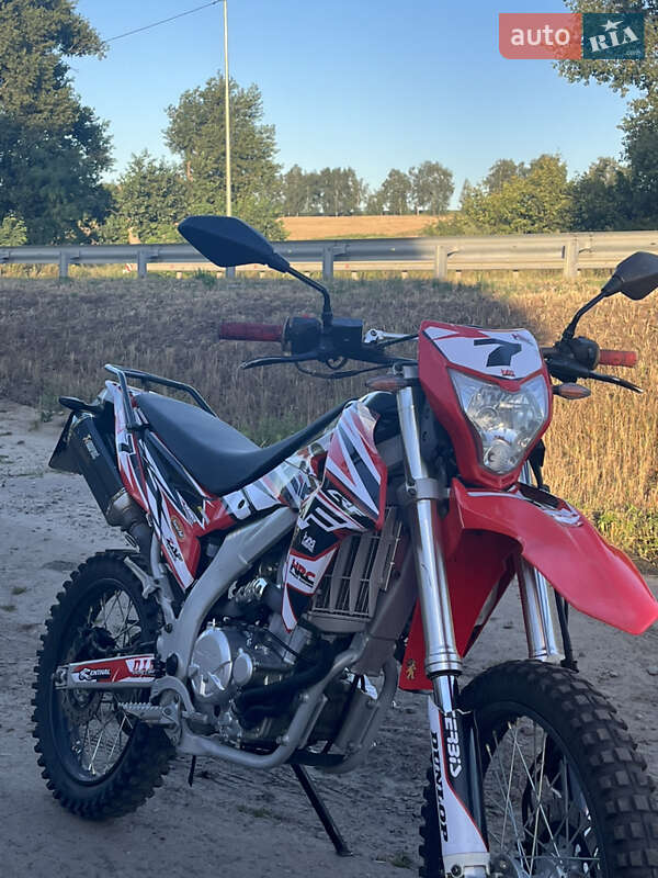 Мотоцикл Позашляховий (Enduro) Loncin LX 300GY 2018 в Ромнах