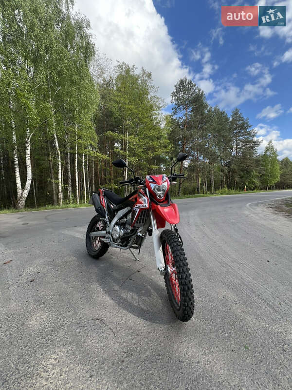 Мотоцикл Внедорожный (Enduro) Loncin LX 300GY 2023 в Сарнах фото 2 Мотоцикл Внедорожный (Enduro) Loncin LX 300GY 2023 в Сарнах