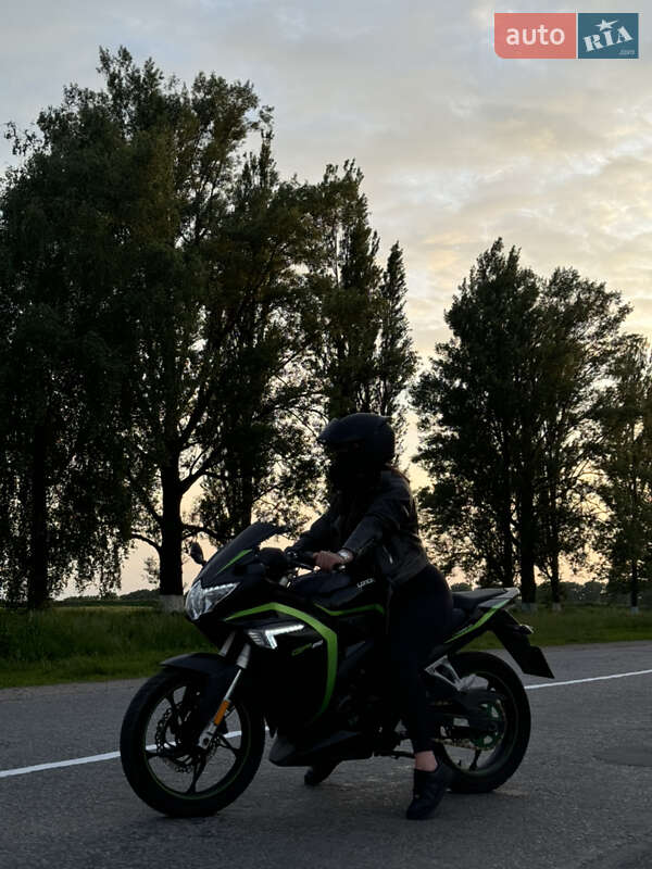 Спортбайк Loncin LX250-15 CR4 2020 в Калиновке