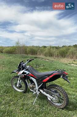 Мотоцикл Многоцелевой (All-round) Loncin LX250-15 CR4 2024 в 