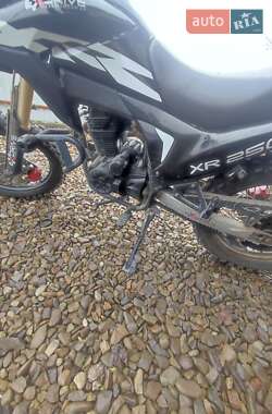 Мотоцикл Внедорожный (Enduro) Loncin LX250-15 CR4 2023 в Коломые