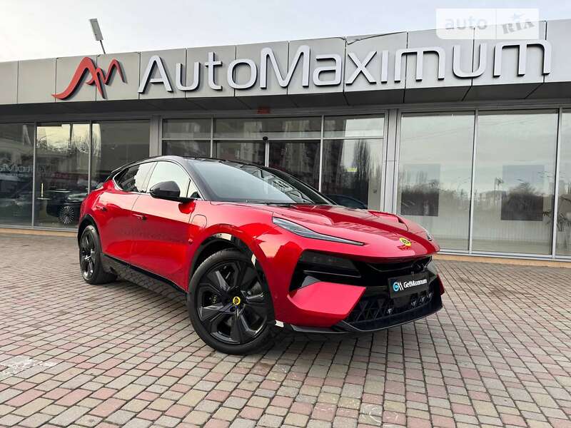 Седан Lotus Eletre 2023 в 