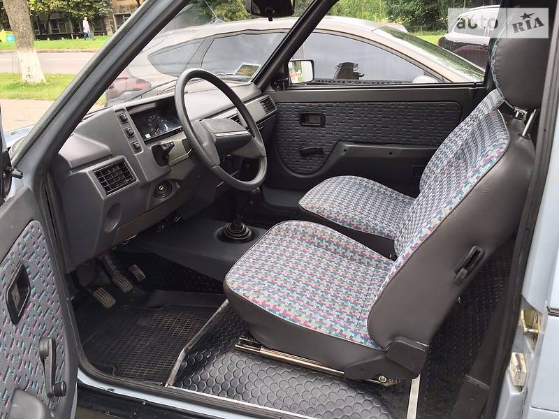 Внедорожник / Кроссовер ЛуАЗ 1301 2004 в Виннице фото 9 Внедорожник / Кроссовер ЛуАЗ 1301 2004 в Виннице