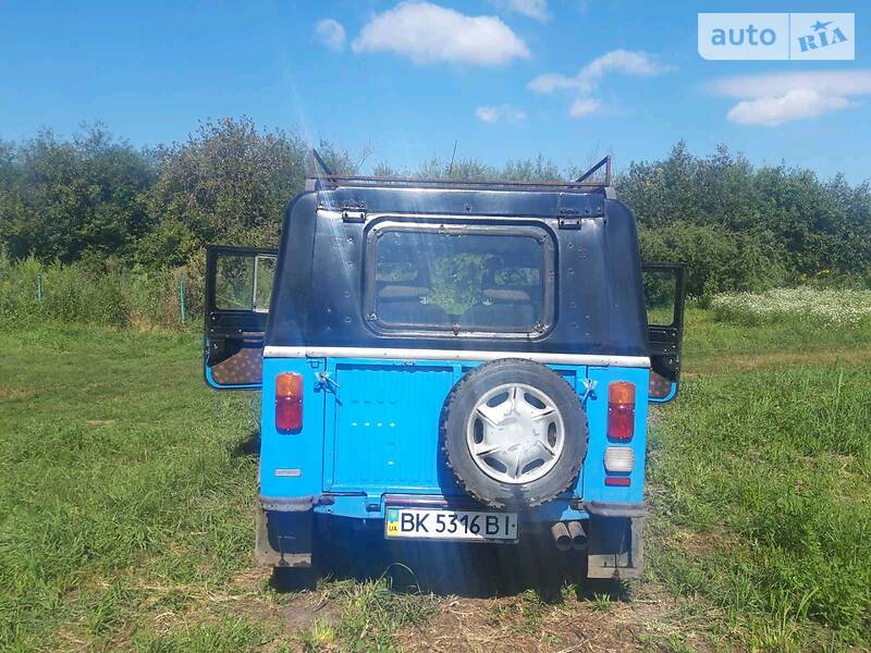 Позашляховик / Кросовер ЛуАЗ 969М 1981 в Білогір'ї