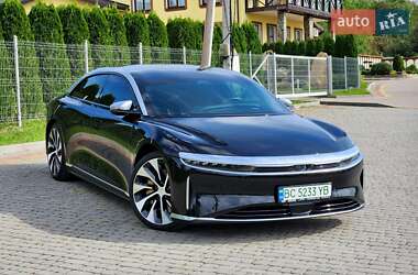 Седан Lucid Air 2022 в Львове