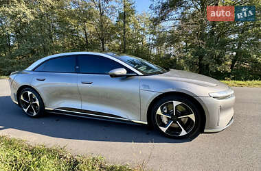 Седан Lucid Air 2022 в 