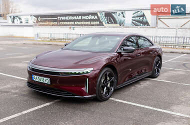 Седан Lucid Air 2024 в 