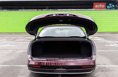 Седан Lucid Air 2024 в 
