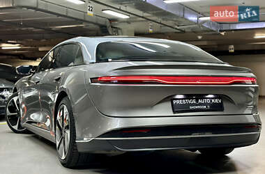 Седан Lucid Air 2022 в 