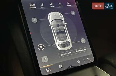 Седан Lucid Air 2022 в 