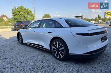 Седан Lucid Air 2023 в 
