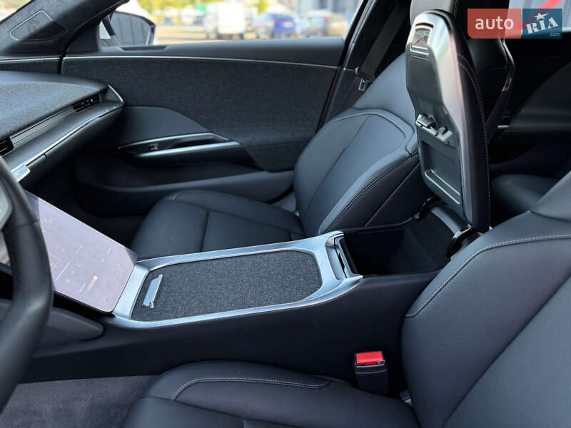 Седан Lucid Air 2023 в Луцке фото 33 Седан Lucid Air 2023 в Луцке