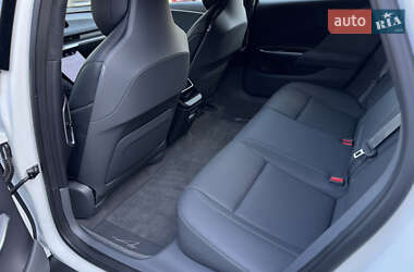 Седан Lucid Air 2023 в 