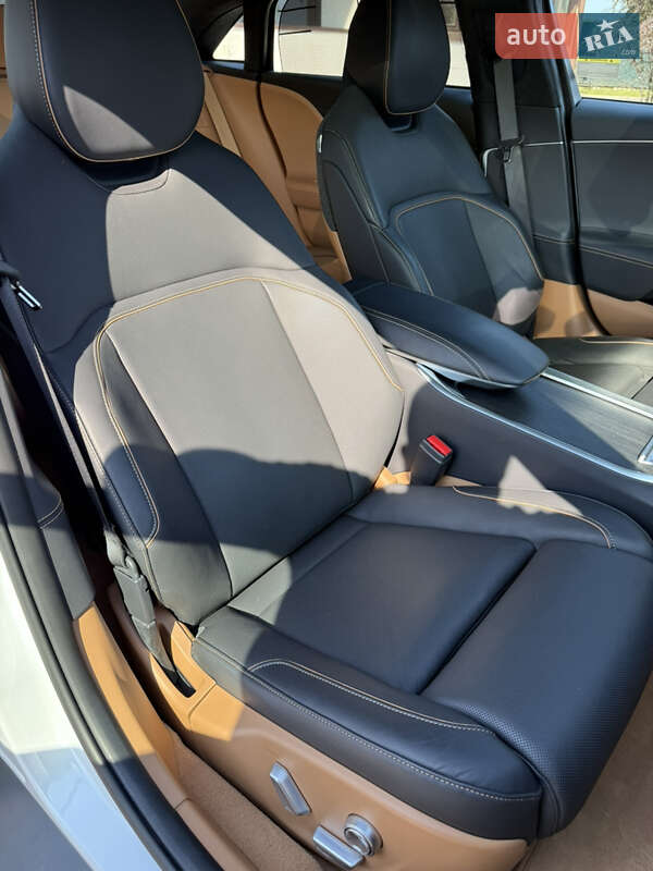 Седан Lucid Air 2023 в Киеве