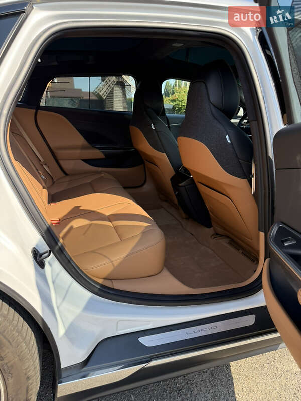 Седан Lucid Air 2023 в Киеве