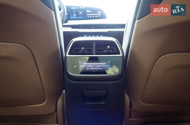 Седан Lucid Air 2022 в 