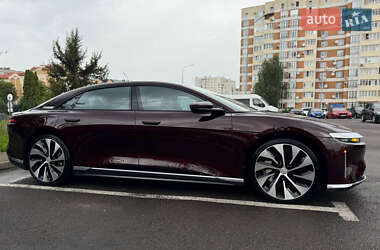 Седан Lucid Air 2023 в 