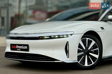 Седан Lucid Air 2023 в 