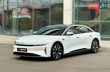 Седан Lucid Air 2023 в 