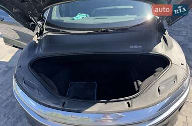 Седан Lucid Air 2023 в 