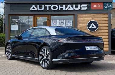 Седан Lucid Air 2022 в 