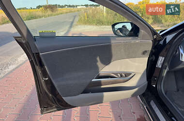 Седан Lucid Air 2025 в 