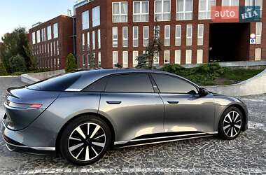 Седан Lucid Air 2023 в 