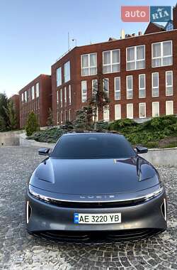 Седан Lucid Air 2023 в 