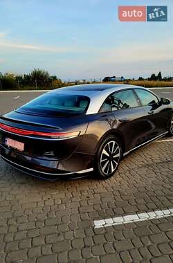 Седан Lucid Air 2022 в Львові