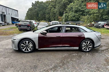 Седан Lucid Air 2022 в 