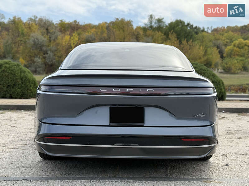 Седан Lucid Air 2023 в Днепре