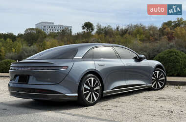 Седан Lucid Air 2023 в 