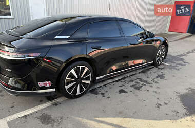 Седан Lucid Air 2023 в 
