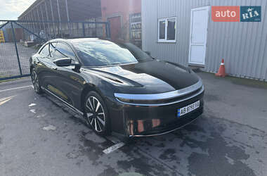 Седан Lucid Air 2023 в 