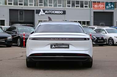 Седан Lucid Air 2022 в 
