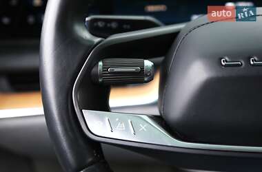 Седан Lucid Air 2022 в 
