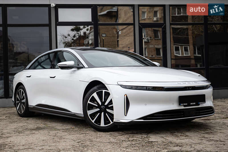 Седан Lucid Air 2023 в Києві