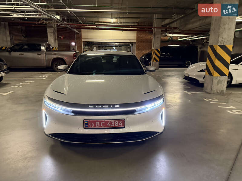 Седан Lucid Air 2023 в Киеве