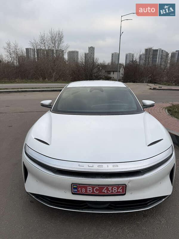 Седан Lucid Air 2023 в Киеве