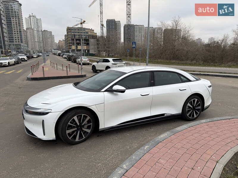 Седан Lucid Air 2023 в Киеве