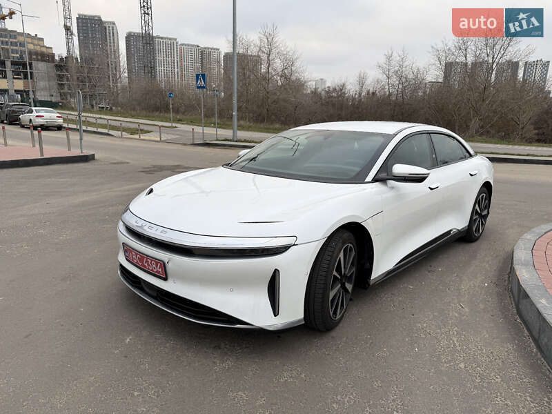 Седан Lucid Air 2023 в Киеве