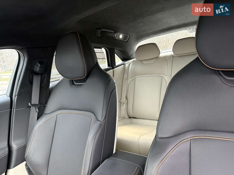 Седан Lucid Air 2023 в Киеве