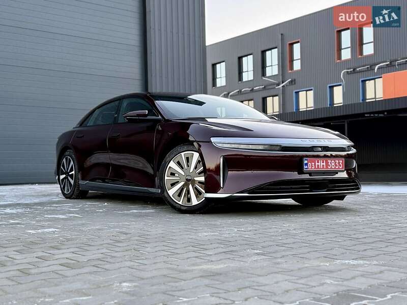 Lucid Air 2024