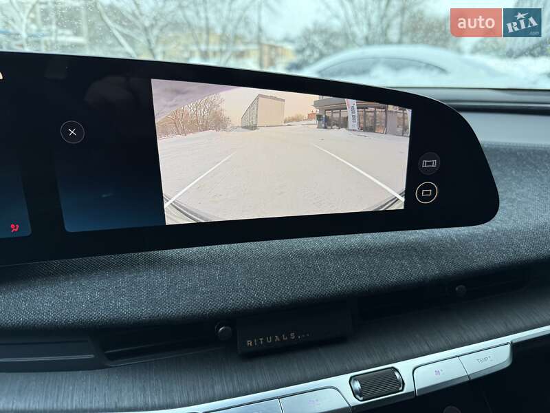 Седан Lucid Air 2023 в Львове