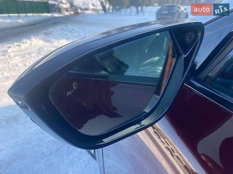 Седан Lucid Air 2023 в Ивано-Франковске