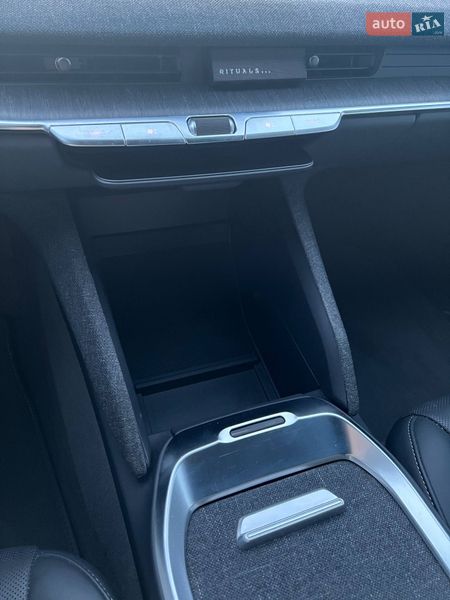 Седан Lucid Air 2023 в Ковеле