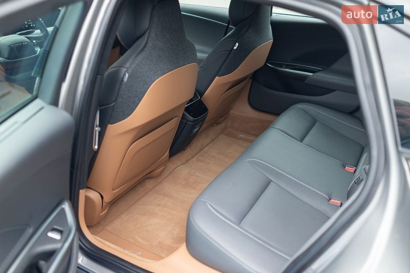 Седан Lucid Air 2024 в Киеве