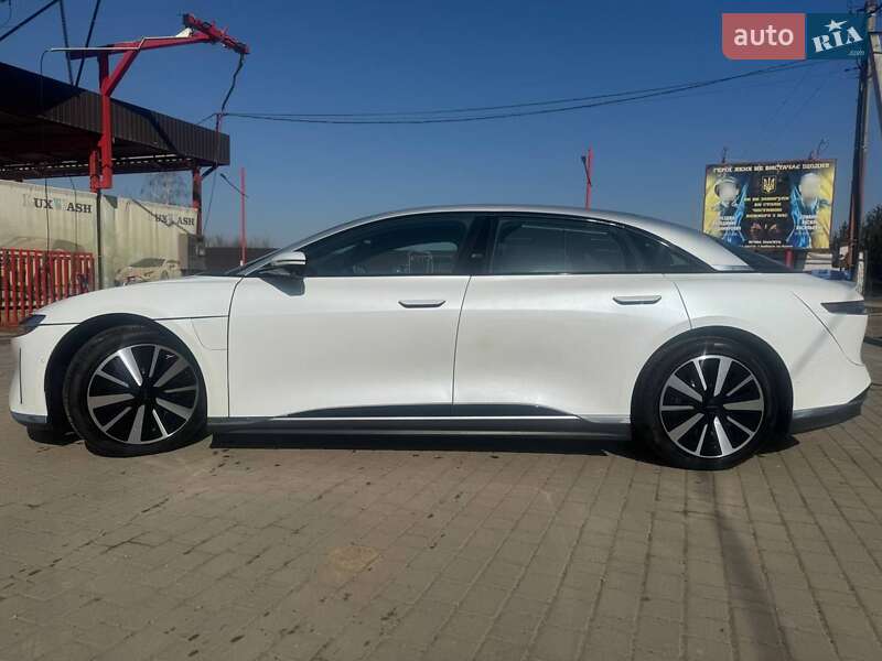 Седан Lucid Air 2023 в Ивано-Франковске