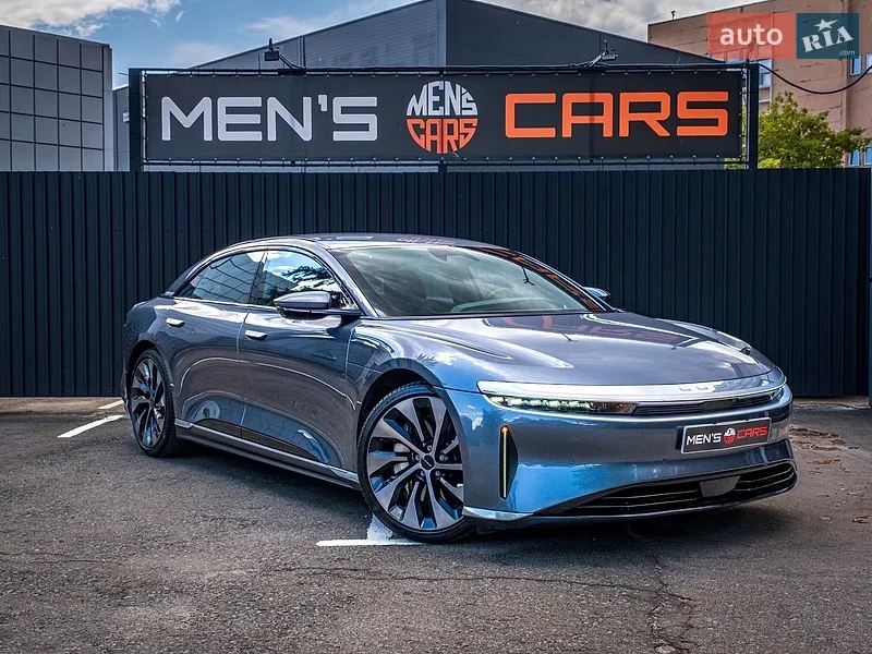 Lucid Air 2024