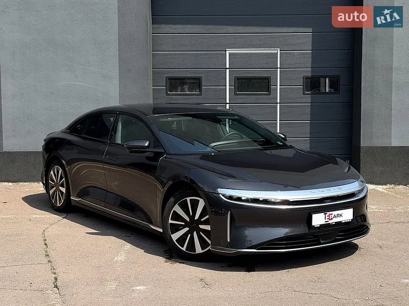 Lucid Air 2024